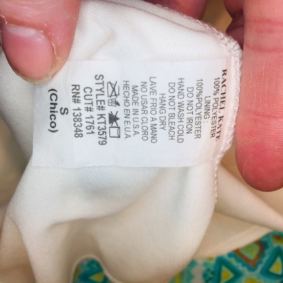 Chicos off‎ the shoulder top - Picture 4 of 8